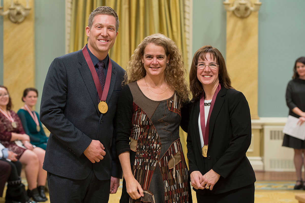 Julie Payette, Governor General of Canada, presented the Governor General’s Excellence in Teaching – which recognizes eight exemplary teachers or teams of teachers who are “leaders” in the classroom – to Marc Mailhot and Lynda Brown, from Montgomery Village Public School, Orangeville. November 2017.